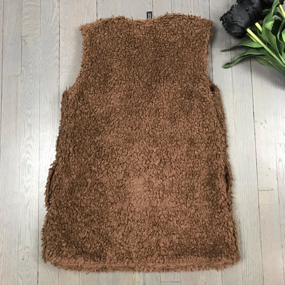 Design Lab Lord & Taylor Brown Teddy Faux Fur Vest - Picture 6 of 8